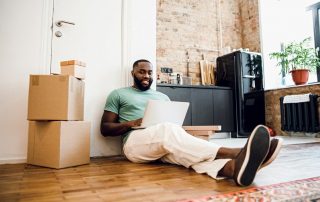 Why You Should Hire the Same Company to Move and Store Your Items